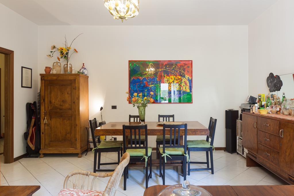 Al Quadrifoglio Bed & Breakfast เวโรนา ภายนอก รูปภาพ